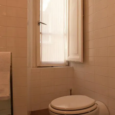 Ferruccio Studio Apt Rom
